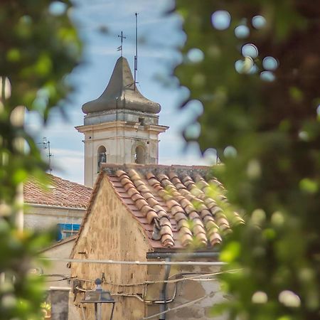 Boutique B&B Residenza Farnese Exterior foto